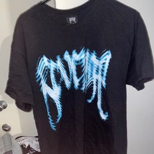 Revenge tee size X-LARGE